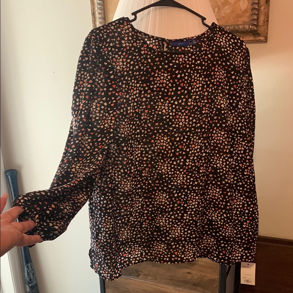 Women's Black and Pink Patterned Top